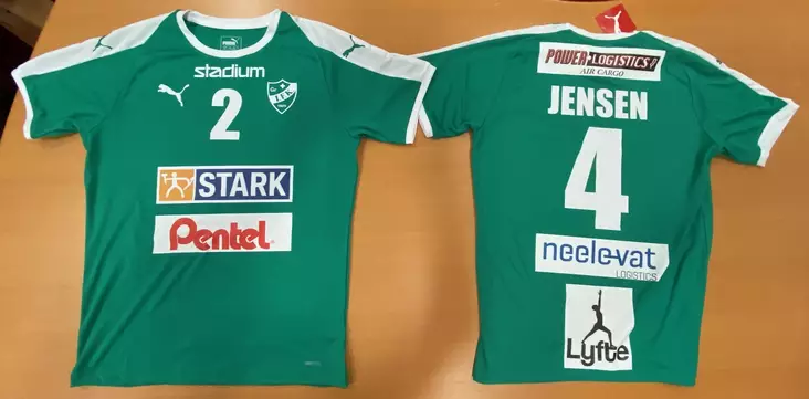 Lämpö prässi tuotteeseen, polttaritekstit, yritys- sponsorilogo tuotteeseen max. A5 kokoisena, polttaripaita, tiimipaita, hupipaita - Muut lämpösiirtotyöt & lämpöprässäys - 2070 - 1