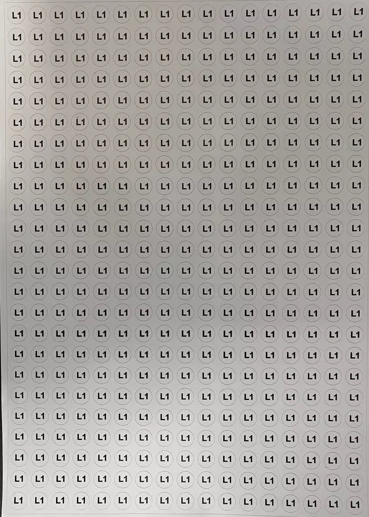 Tarra pyöreä L1 valkoinen / musta teksti 408kpl arkilla - A4 4-väri Muotoonleikatut tarrat - TARL1PyOreAA4arkki - 1