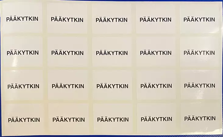 Ryhmäkeskustarra valkoinen Pääkytkin 3-mod arkilla 20 kpl - A4 4-väri Muotoonleikatut tarrat  - RK-TARPAAkytkin3Mv - 1
